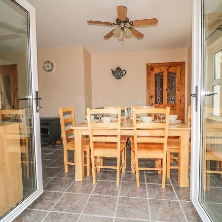 Kate'S Cottage Ратмулан Екстериор снимка